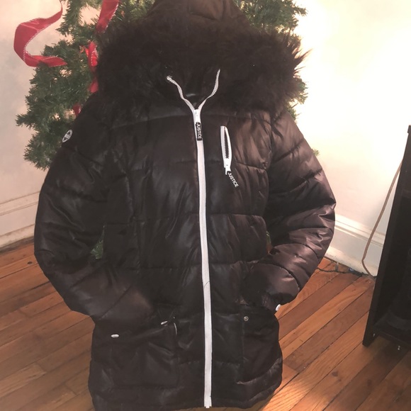 Winter coat - Picture 4 of 5